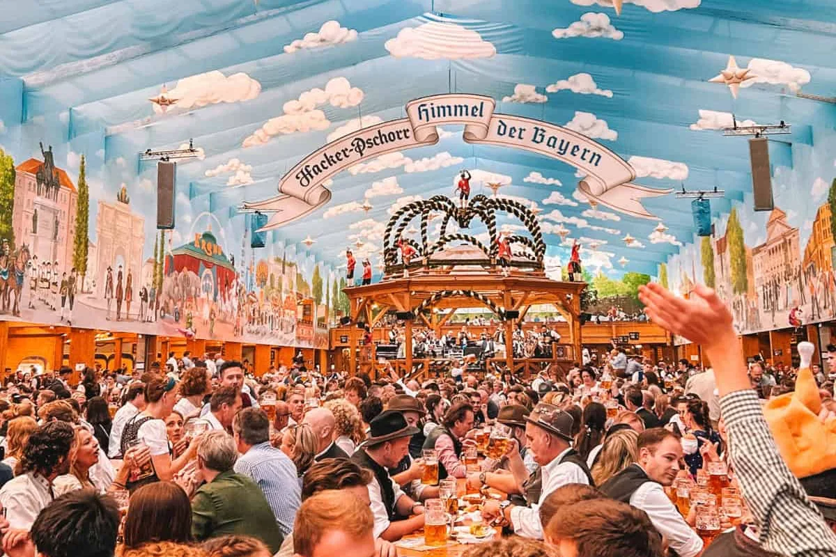 Oktoberfest Munich 2026: The Complete First-Timer's Guide
